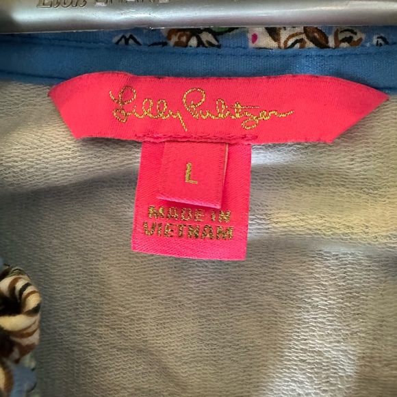 Lilly Pulitzer long sleeve resort wear dress w bamboo zipper pull, front pockets - Picture 3 of 8